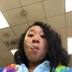 Meet your Posher, Mia